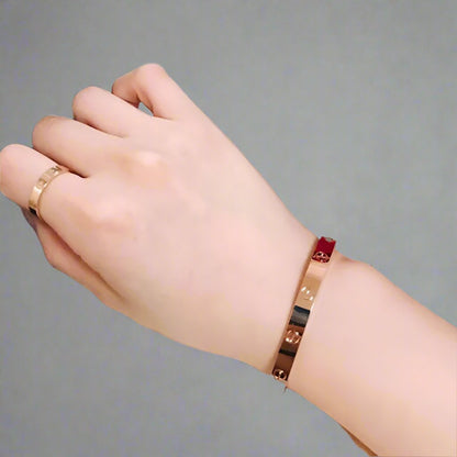 18K Love Bracelet