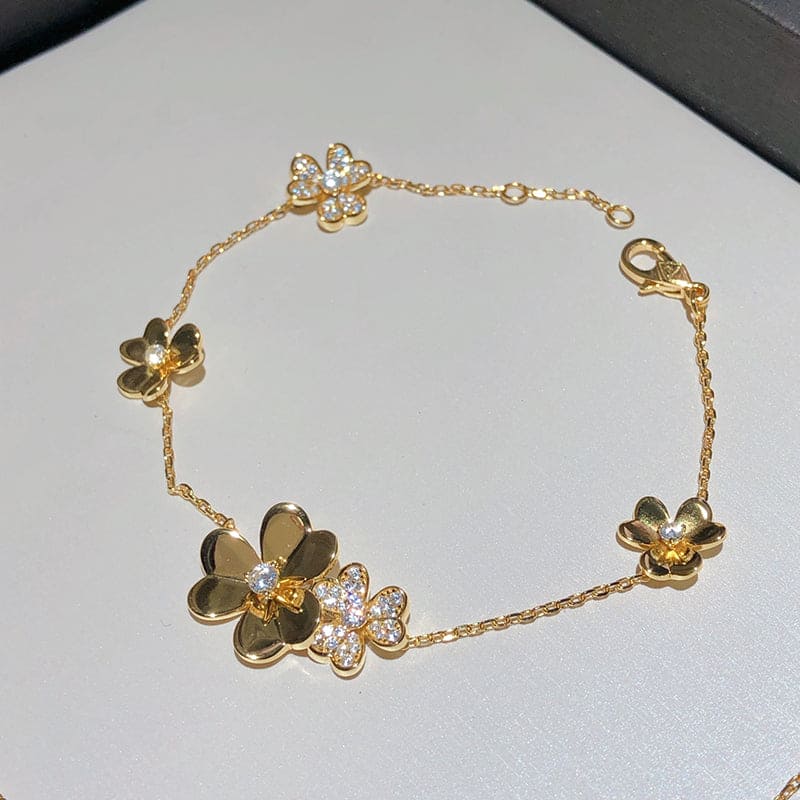 18K Frivole Diamonds Clover Bracelet