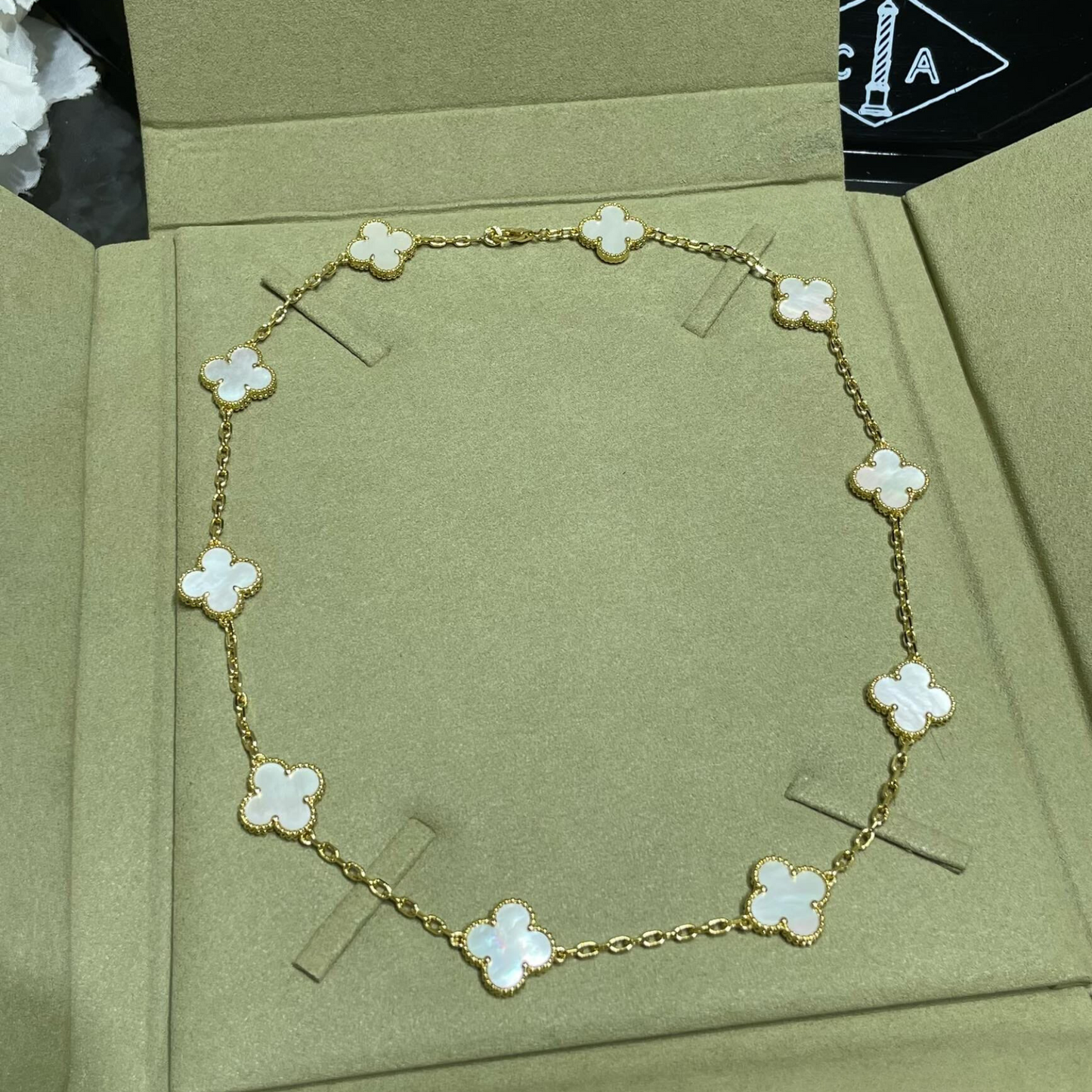 18K Vintage Alhambra Pearl 10 Motifs Necklace