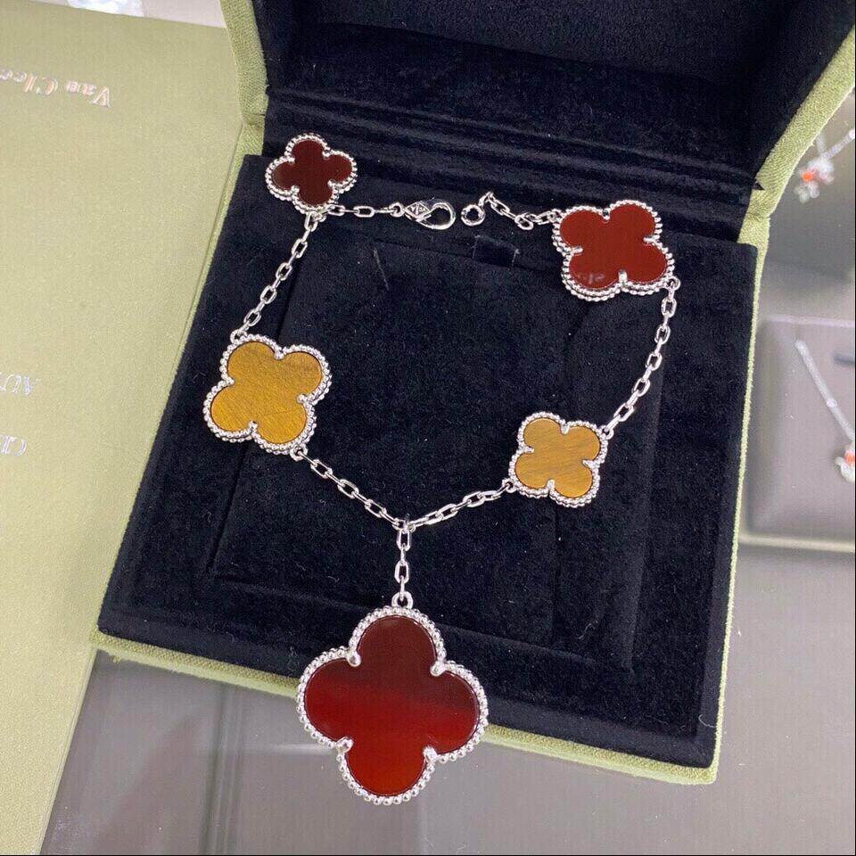 18K Lucky Carnelian and Tigers Eye Alhambra Bracelet