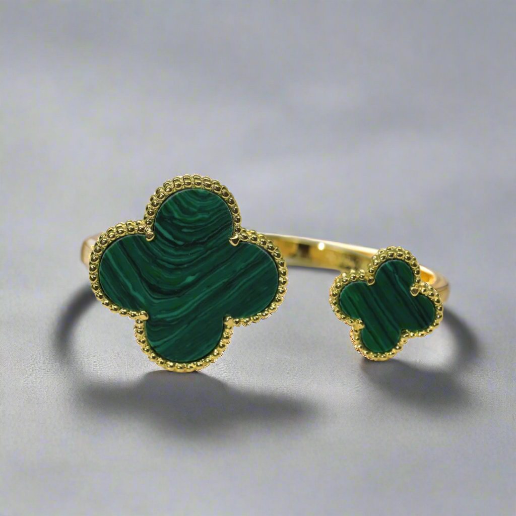 18K Magic Alhambra Malachite Clover Ring