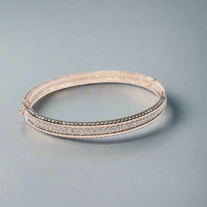 18K Perlée Diamonds One Row Bracelet