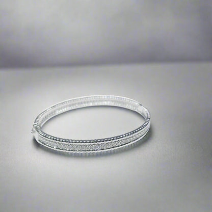 18K Perlée Diamonds One Row Bracelet