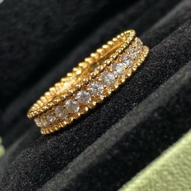 18K Perlée Diamonds Ring