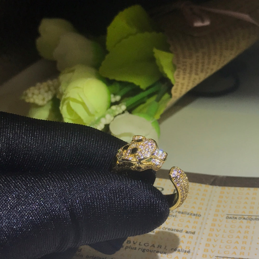 18K Panthère De Diamond Ring