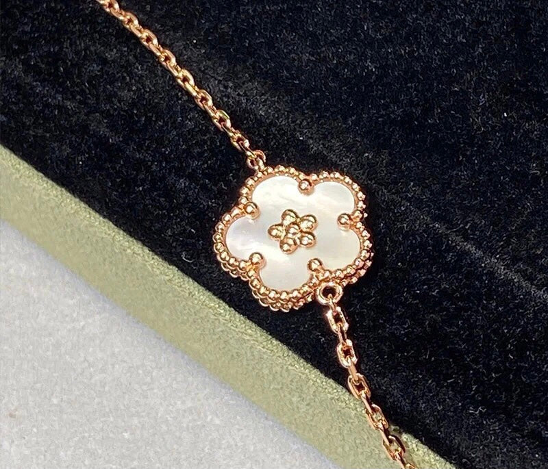 18K Lucky Spring Plum Blossom Bracelet