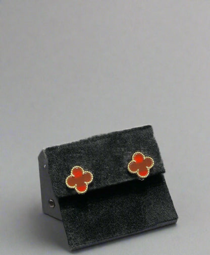 18K Vintage Alhambra Carnelian Earrings