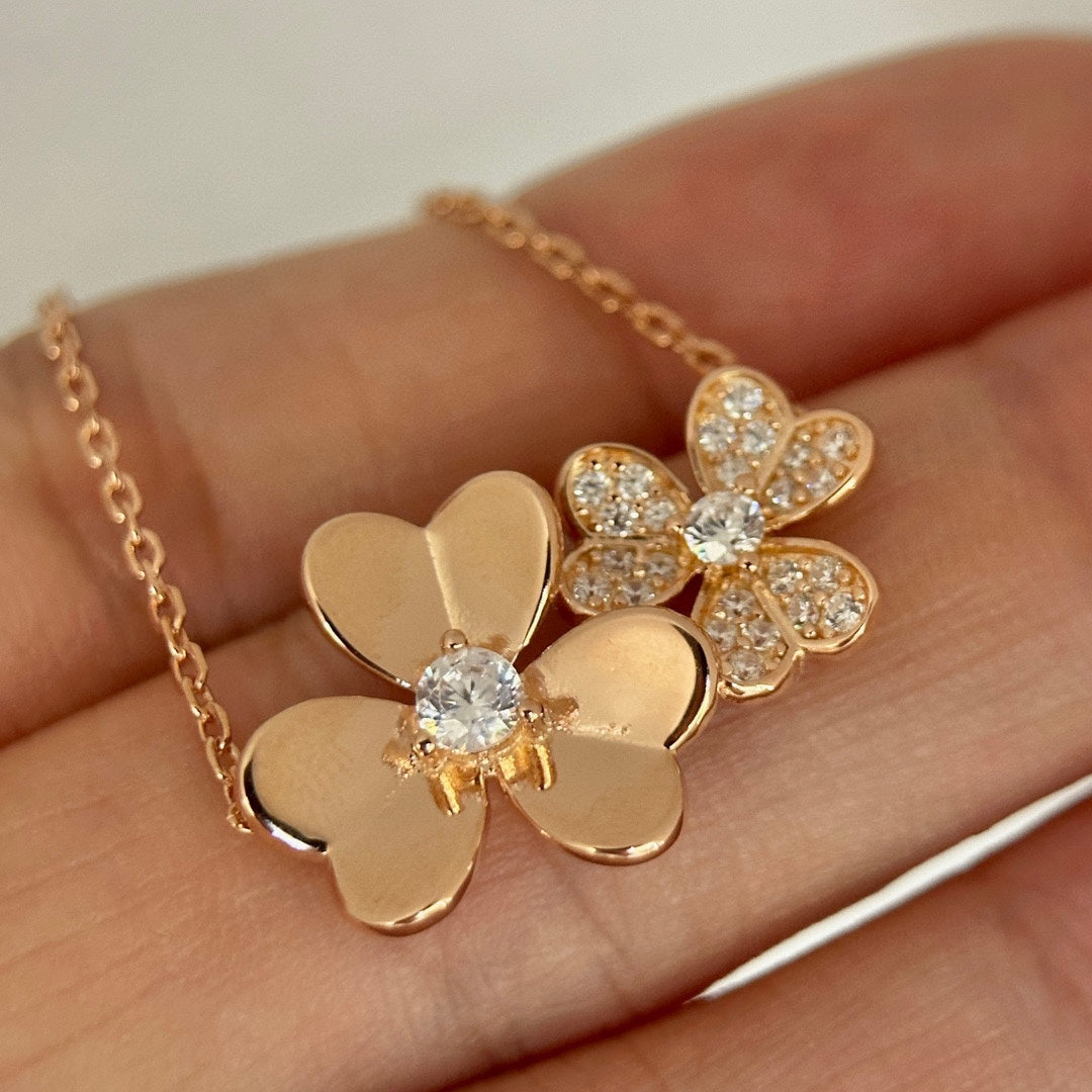 18K Frivole Clover Clover Necklace