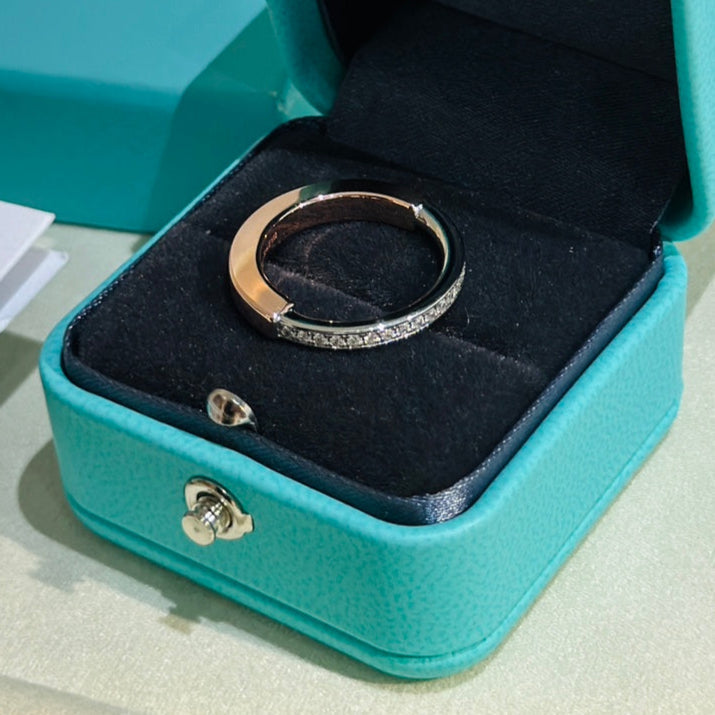 18K T Lock Diamonds Yellow Gold Ring