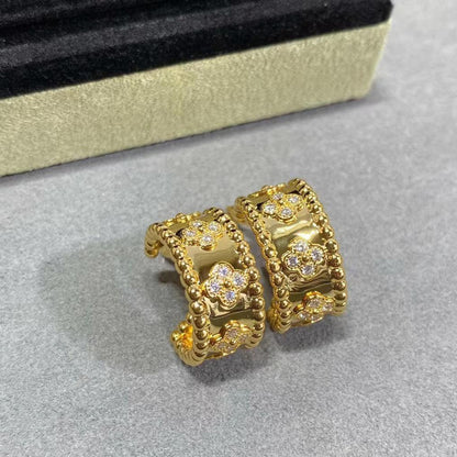 18K Yellow Gold Perlée Clovers Hoop Earrings