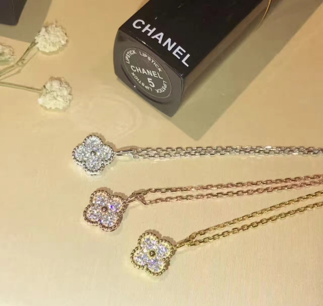 18K Sweet Alhambra Diamond Necklace